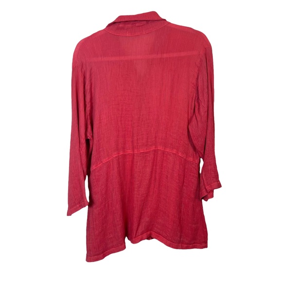 Cut Loose Lagenlook Textured Button Front Tunic Raspberry Medium - Picture 2 of 10